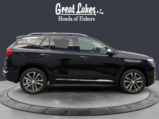 Used 2020 GMC Terrain Denali w/ Denali Premium Package FWD image 6
