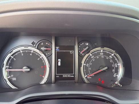 Used 2023 Toyota 4Runner TRD Off-Road Premium w/ Off Road Premium Plus Package AWD/4WD image 13