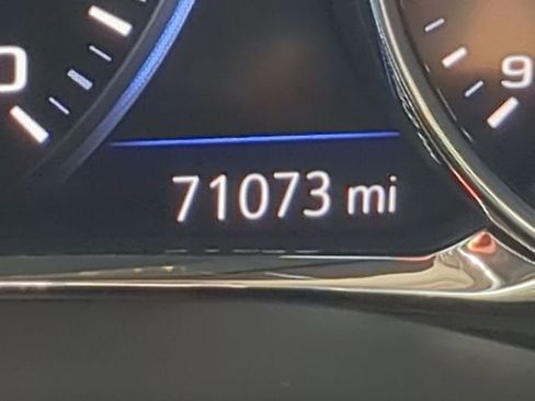 Used 2022 GMC Acadia SLT w/ Elevation Edition image 29