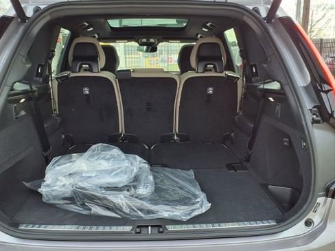 New 2026 Volvo XC90 B5 Core AWD/4WD image 10