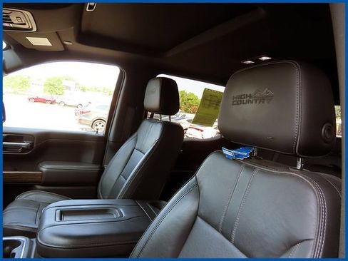 Used 2019 Chevrolet Silverado 1500 High Country w/ Safety Package II AWD/4WD image 15