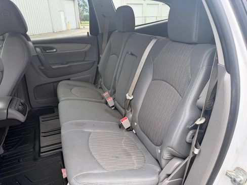 Used 2017 Chevrolet Traverse LT FWD image 11