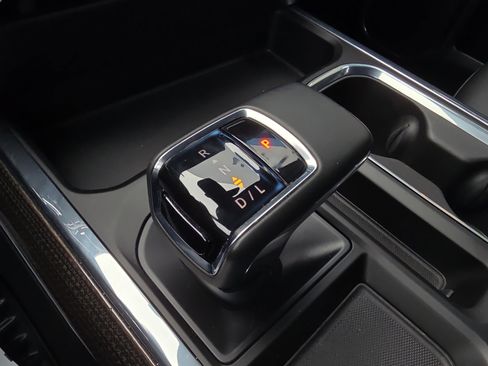 Used 2023 Chevrolet Silverado 1500 LT w/ Leather Package image 24