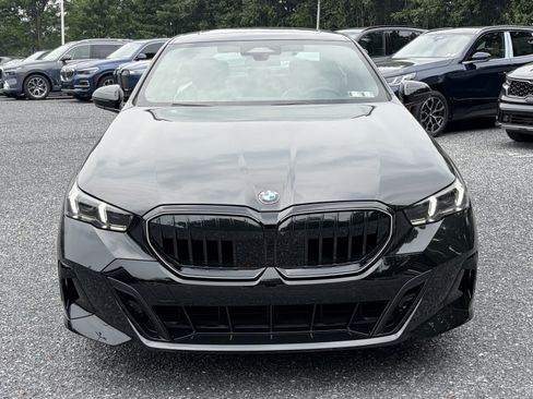 New 2027 BMW 540i xDrive w/ M Sport Package AWD/4WD image 2