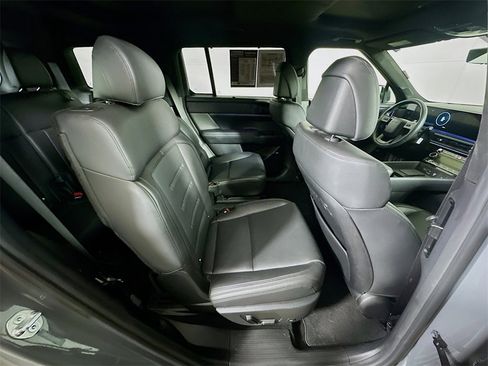 Used 2024 Hyundai Santa Fe Calligraphy image 11