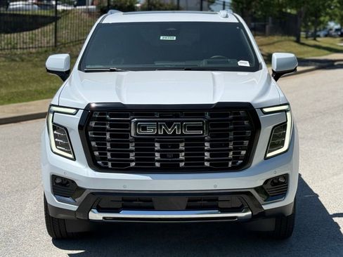 New 2026 GMC Yukon XL Denali Ultimate w/ LPO, Illumination Package AWD/4WD image 9