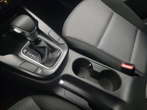 Used 2025 Kia Soul LX w/ LX Technology Package image 26