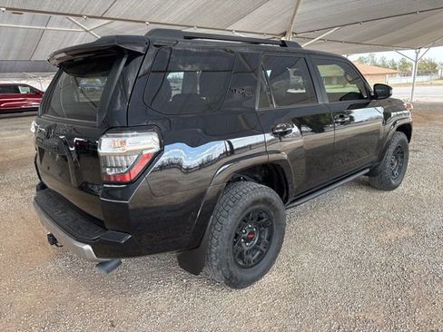 Used 2023 Toyota 4Runner TRD Off-Road Premium image 8