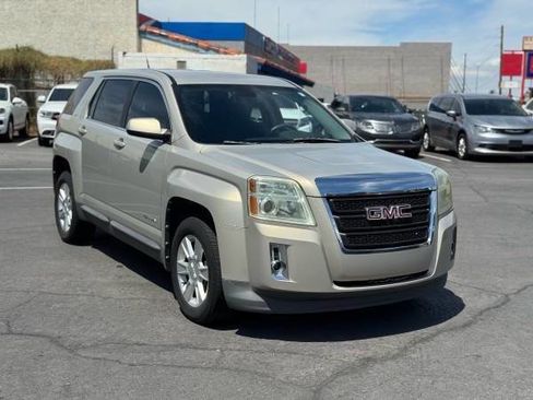 Used 2011 GMC Terrain SLE image 2