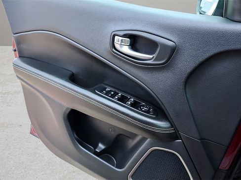 Used 2021 Jeep Compass 80th Special Edition image 16