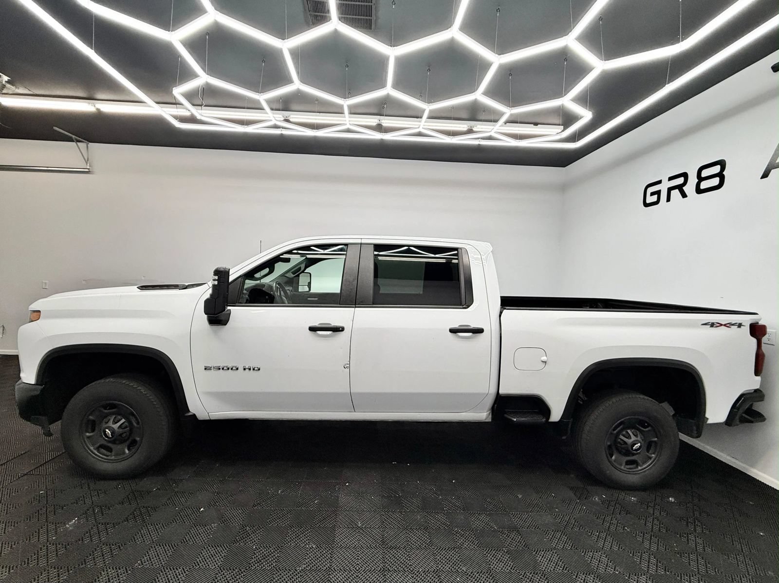 Used 2021 Chevrolet Silverado 2500 W/T w/ WT Convenience Package AWD/4WD image 4