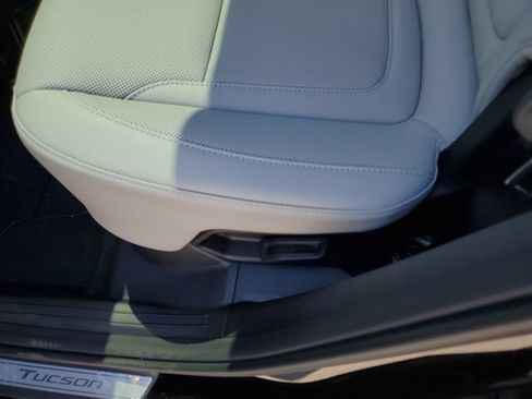 New 2026 Hyundai Tucson Limited AWD/4WD image 15