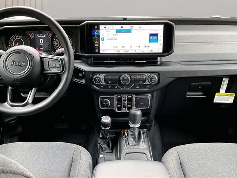 New 2026 Jeep Gladiator Sport AWD/4WD image 12
