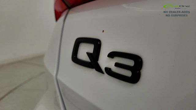Used 2025 Audi Q3 2.0T Premium Plus w/ Premium Plus Package AWD/4WD image 33