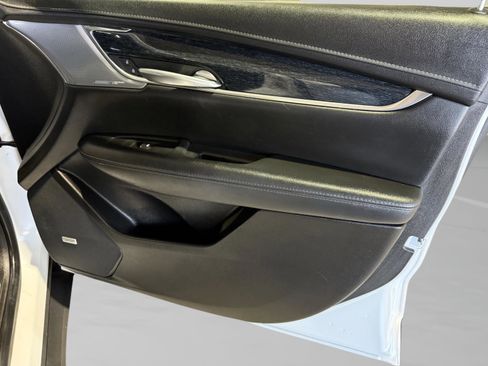 Used 2024 Cadillac XT5 Premium Luxury image 43