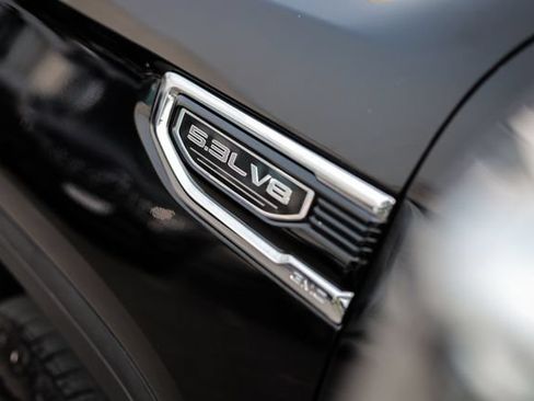 Used 2019 GMC Sierra 1500 SLE w/ SLE Value Package AWD/4WD image 18