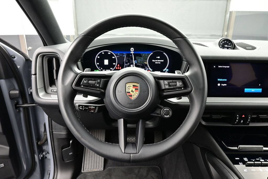 Certified 2024 Porsche Cayenne Coupe AWD/4WD image 8