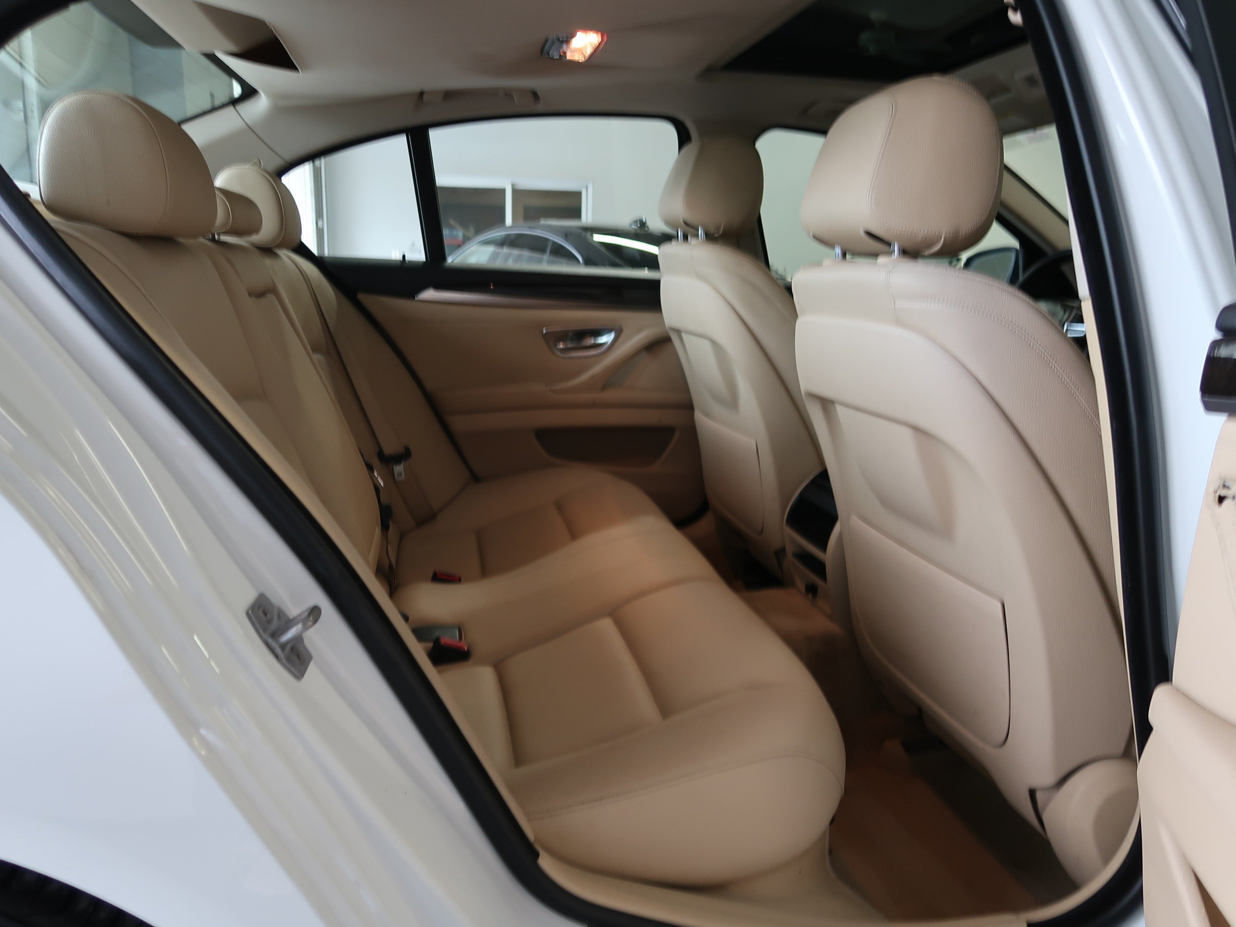 Used 2014 BMW 528i Sedan RWD image 27