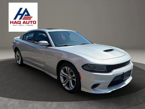 Used 2022 Dodge Charger GT w/ Plus Group RWD image 3