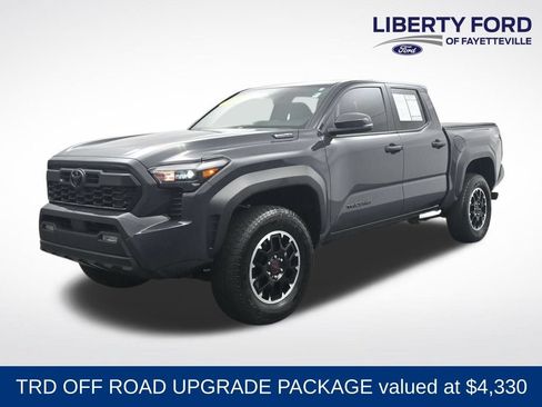 Used 2025 Toyota Tacoma TRD Off-Road w/ TRD Off Road Upgrade Package AWD/4WD image 1