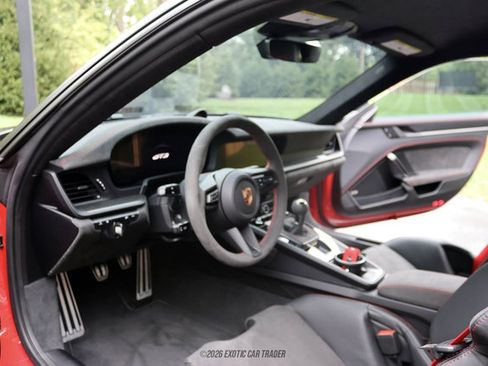 Used 2026 Porsche 911 GT3 RWD image 39