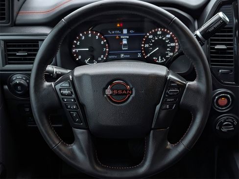 Used 2024 Nissan Titan PRO-4X w/ Pro-4x Convenience Package image 14