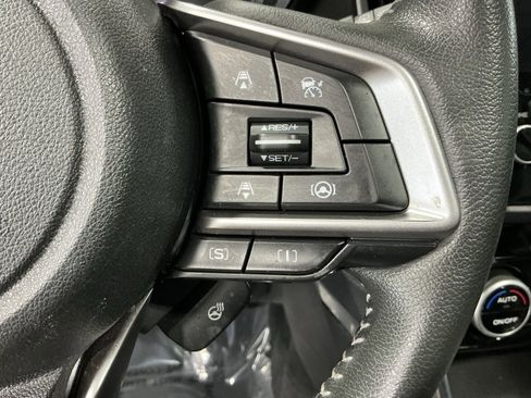 Used 2022 Subaru Forester Touring image 17