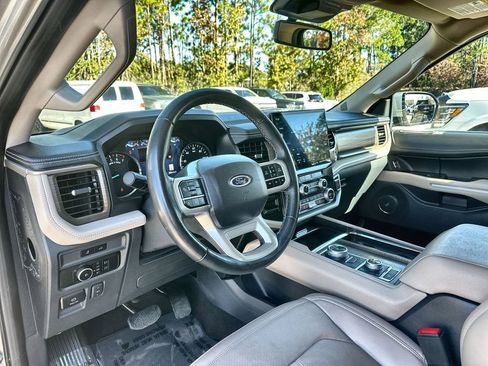 Used 2024 Ford Expedition Max Limited image 10