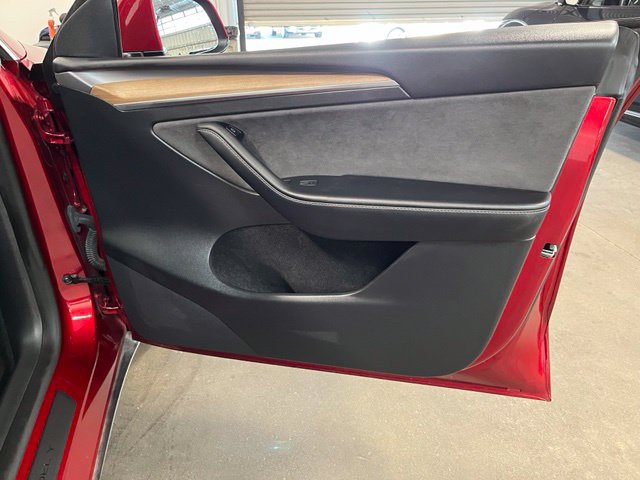 Used 2024 Tesla Model Y Long Range RWD image 14