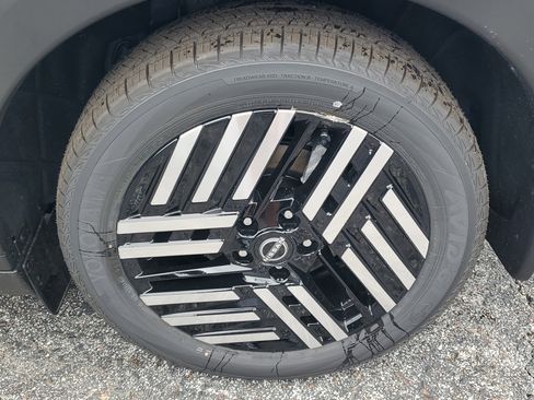 New 2026 Nissan Leaf SV+ image 7