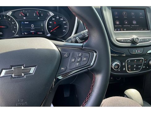 Used 2024 Chevrolet Equinox RS image 20