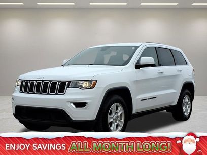 Used 2017 Jeep Grand Cherokee Laredo