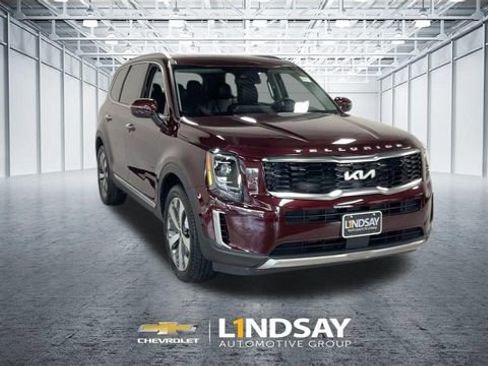 Used 2022 Kia Telluride S AWD/4WD image 4