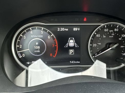 Used 2025 Nissan Versa SV w/ Trunk Package FWD image 16