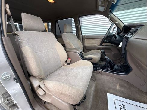 Used 2000 Toyota 4Runner SR5 image 19