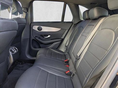 Used 2021 Mercedes-Benz GLC 300 image 19