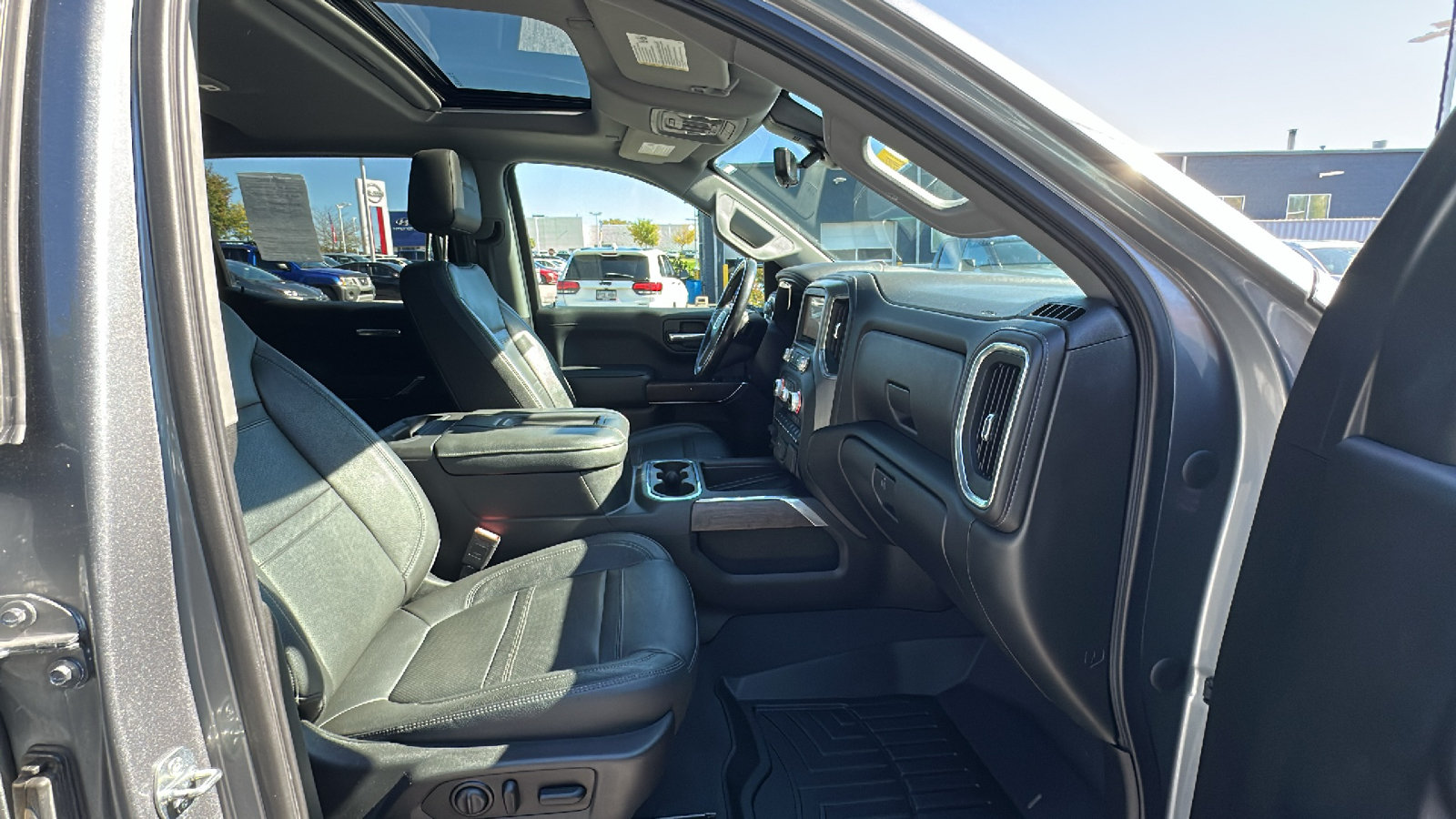 Used 2020 GMC Sierra 1500 Denali w/ Denali Ultimate Package AWD/4WD image 24