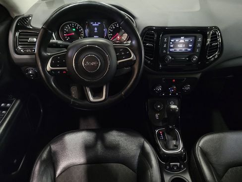 Used 2018 Jeep Compass Latitude AWD/4WD image 22