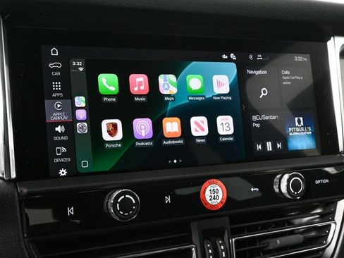 Certified 2026 Porsche Macan AWD/4WD image 16