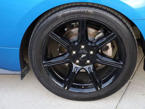 Used 2020 Ford Mustang Coupe w/ Equipment Group 101A RWD image 28