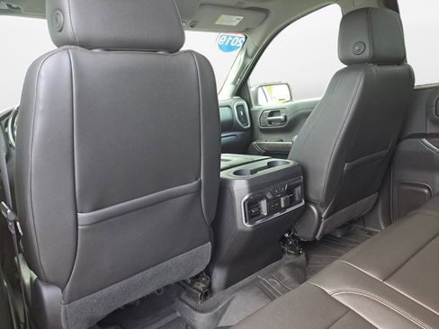 Used 2019 Chevrolet Silverado 1500 LTZ w/ LTZ Convenience Package image 13