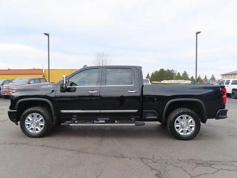 Certified 2025 Chevrolet Silverado 2500 High Country w/ High Country Premium Package image 4