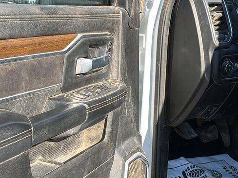 Used 2024 RAM 2500 Laramie image 15