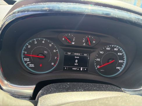 Used 2023 Chevrolet Traverse LT image 22