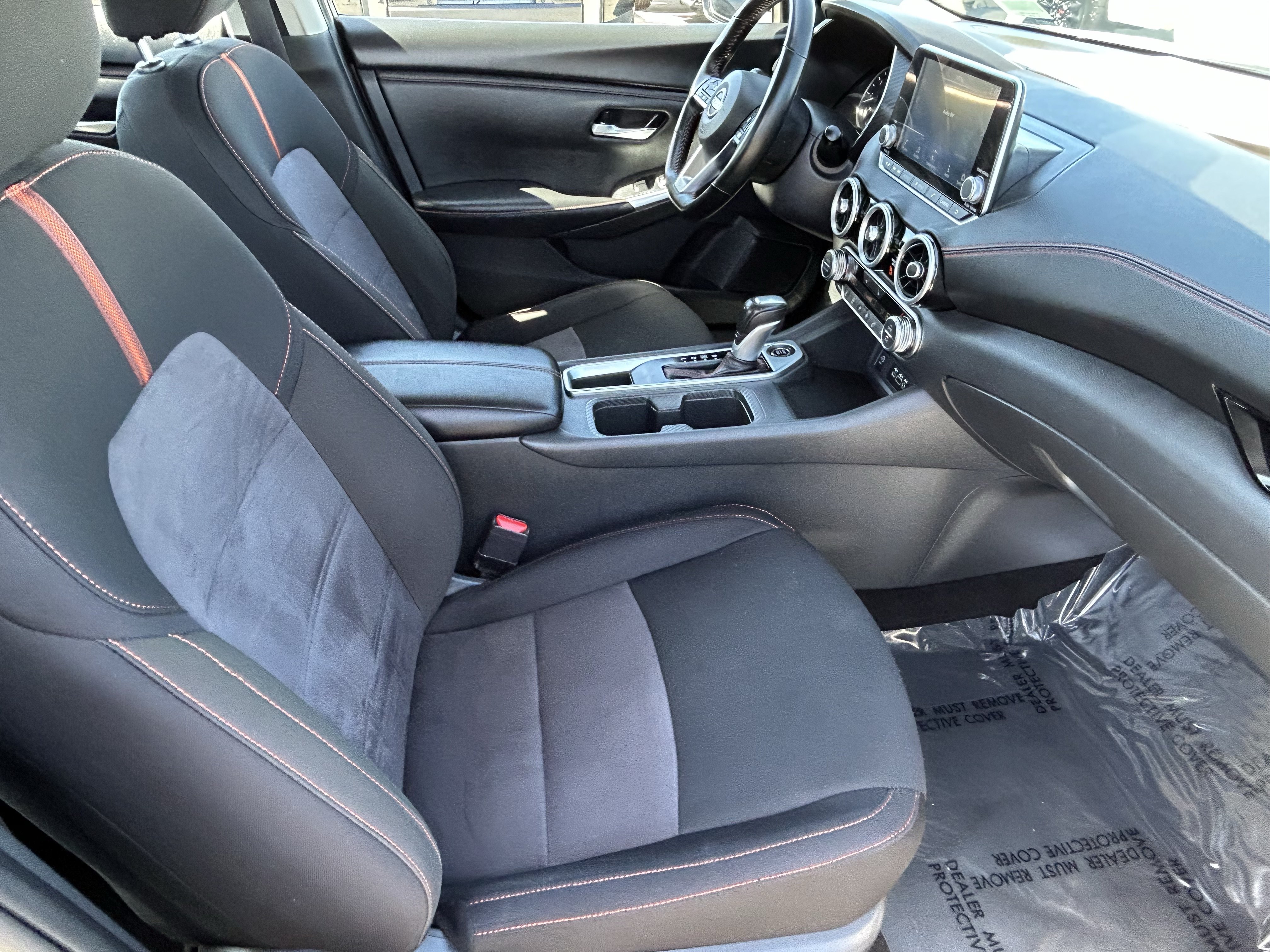 Used 2025 Nissan Sentra SR FWD image 10