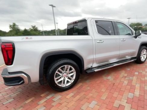 Used 2020 GMC Sierra 1500 SLT w/ SLT Premium Plus Package AWD/4WD image 9
