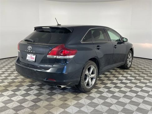 Used 2013 Toyota Venza LE image 16