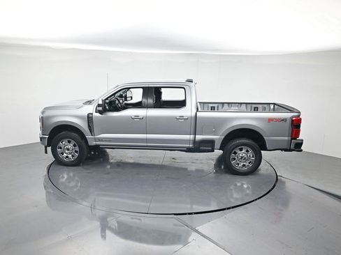 Certified 2024 Ford F350 Lariat w/ Lariat Ultimate Package AWD/4WD image 40