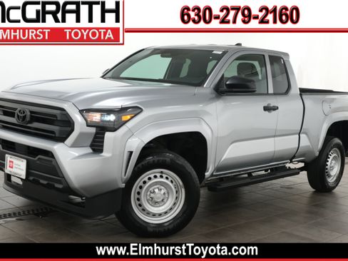 Certified 2025 Toyota Tacoma SR AWD/4WD image 1