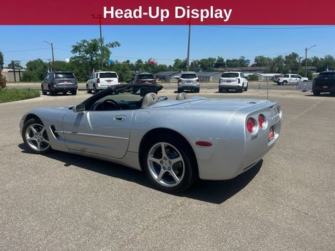 Used 2001 Chevrolet Corvette Convertible w/ Preferred Equipment Group2 RWD image 3